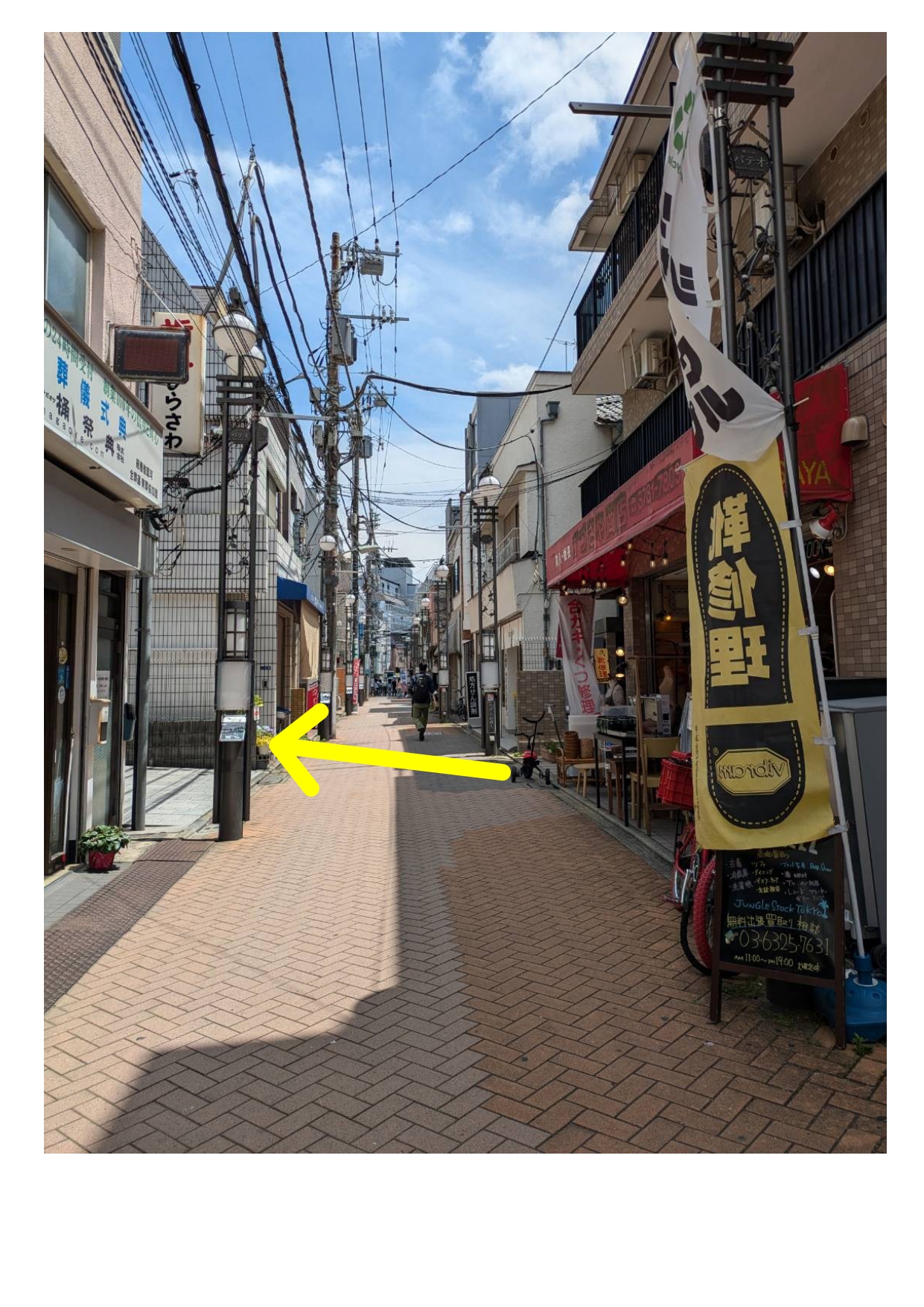 永桶祭典さんの建物を左に曲がる角
